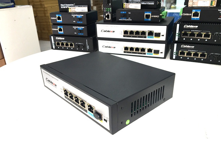 Marmont-Switch PoE 4 Port hãng Cablexa