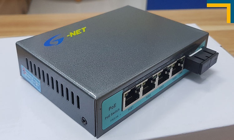 Marmont-Switch quang PoE 4Port 10/100Mbps