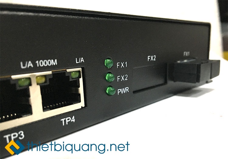 Marmont-4x10/100/1000BASE cổng mạng RJ45