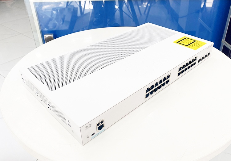 Marmont-Cisco C1000-24T-4G-L