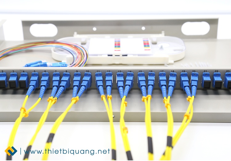 Marmont-Hộp ODF 16/24FO trong nhà lắp Rack