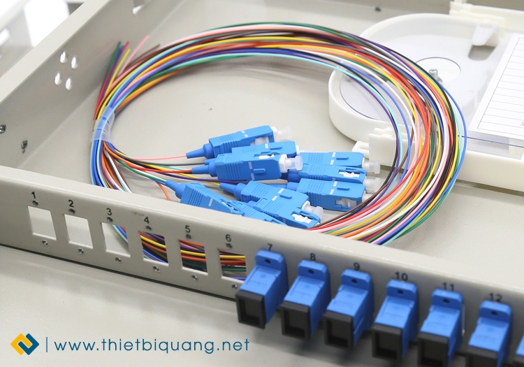 Marmont-Vỏ hộp phối quang trong nhà