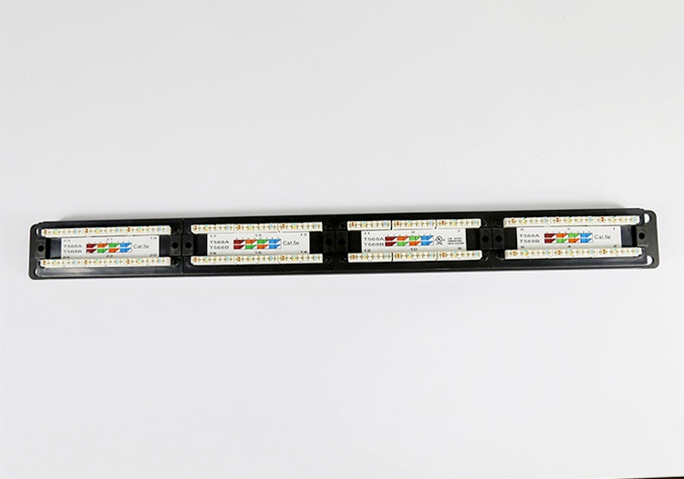 Marmont-Khe cắm nhân mạng trên Patch panel Ethernet 24 port Cat5e LS