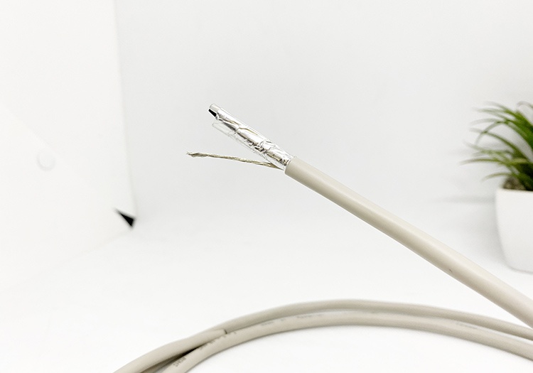 Marmont-Cấu tạo nhiều lớp có trên cáp điều khiển 18 AWG