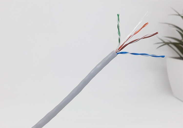 Marmont-Thùng cáp mạng Cat5e Belden