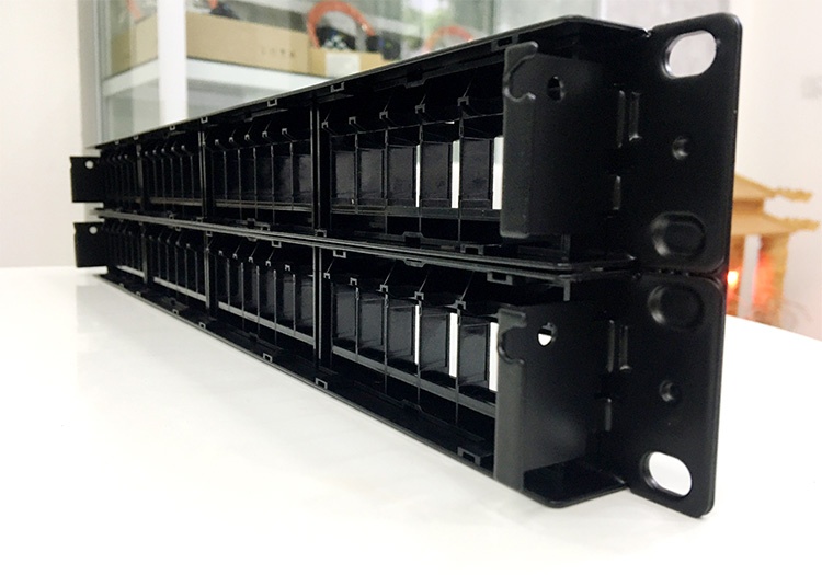 Marmont-Patch Panel Cat6 48 Port COMMSCOPE