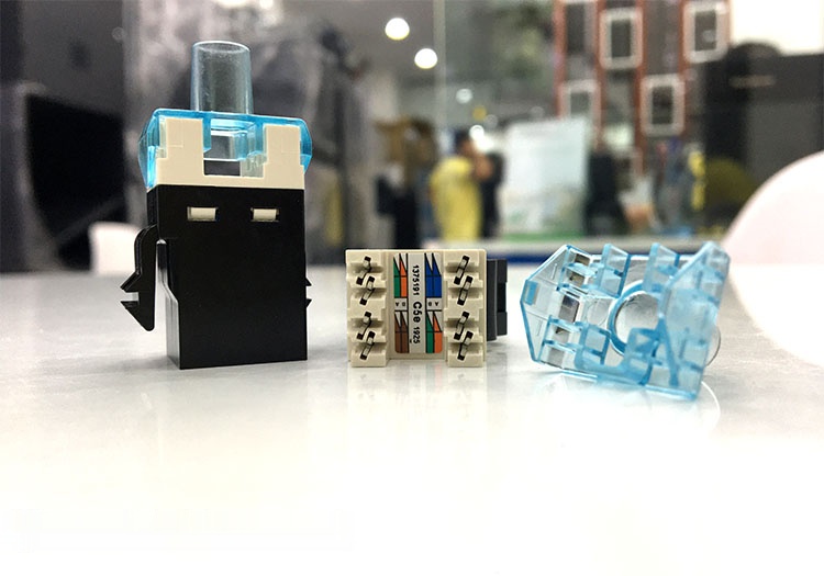 Marmont-Nhân mạng Cat5e Commscope