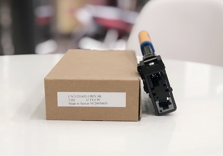 Marmont-Kìm bấm mạng Commscope Cat5e 